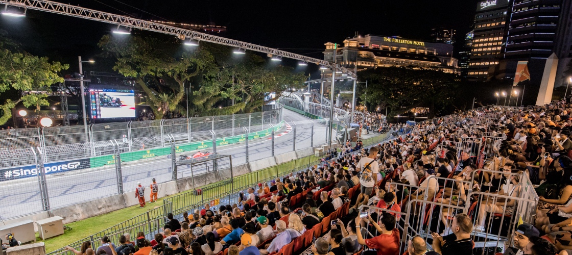 บรรยากาศสแตนด์ Orange Empress กองเชียร์ Max Verstappen